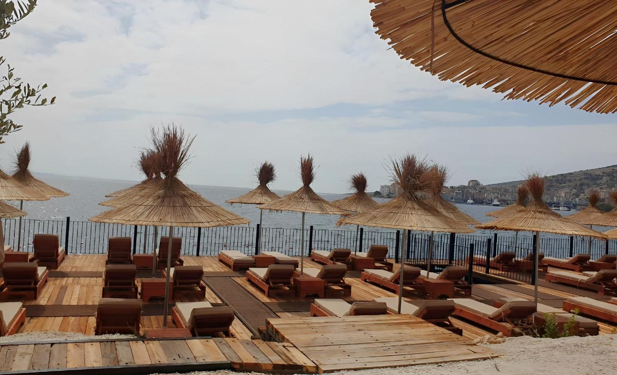 2F Saranda Apartment ภายนอก รูปภาพ