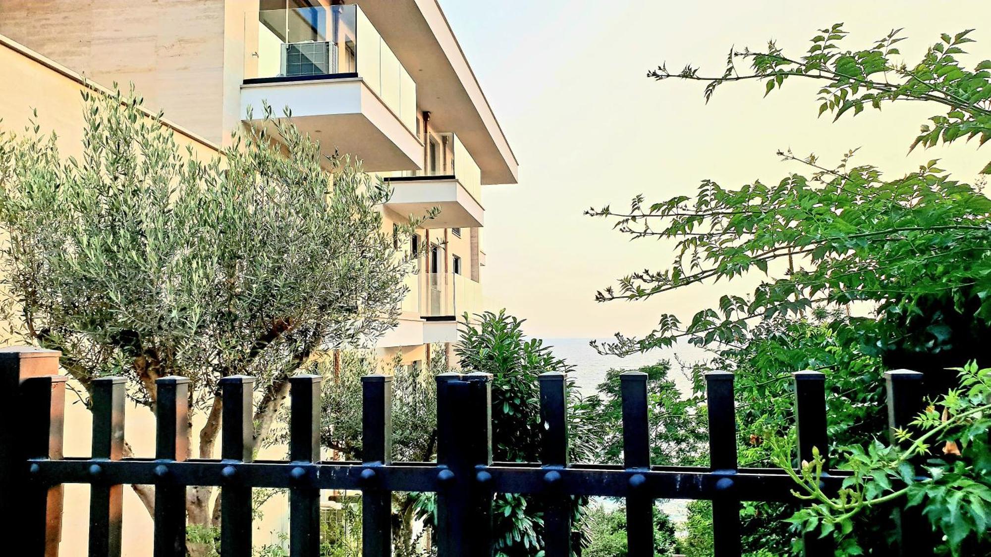 2F Saranda Apartment ภายนอก รูปภาพ