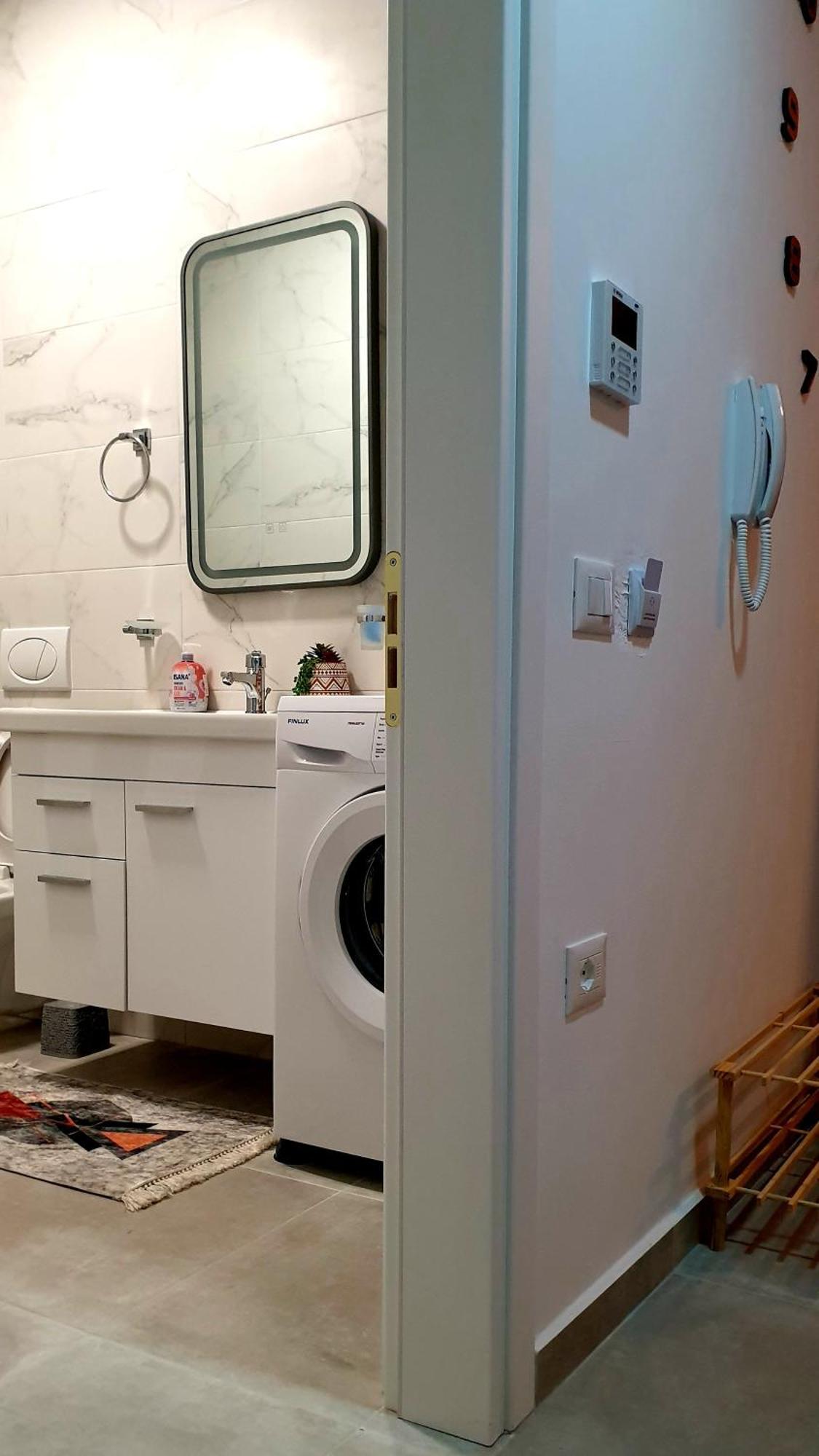 2F Saranda Apartment ภายนอก รูปภาพ